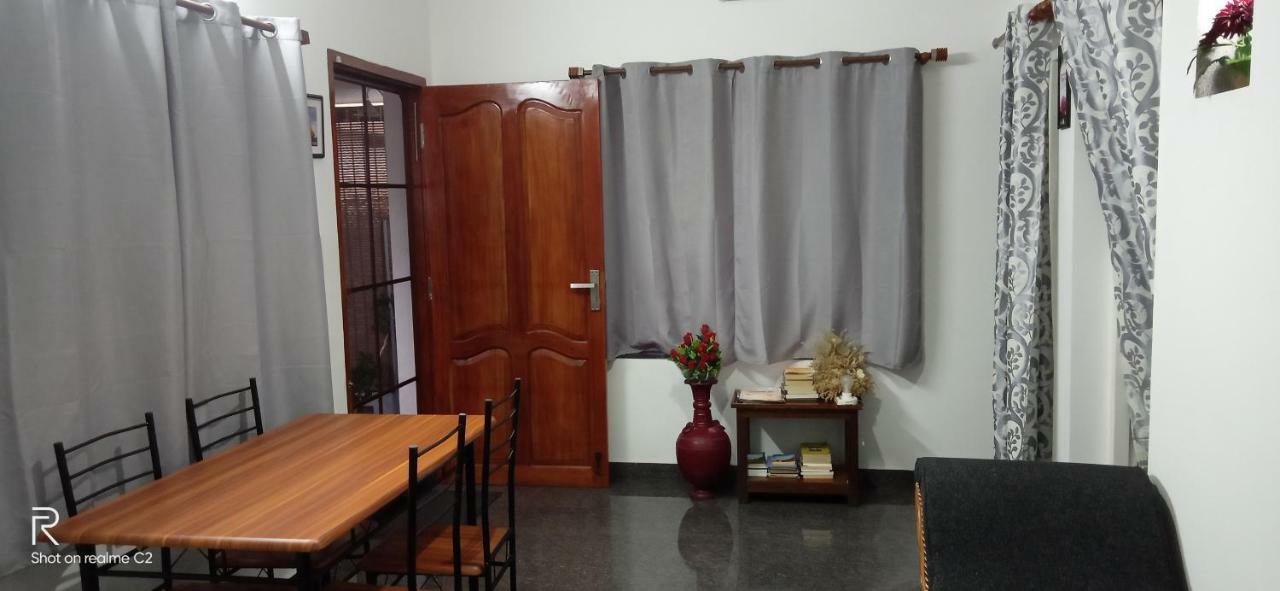 Bethel Residency Hotel Kochi Екстериор снимка